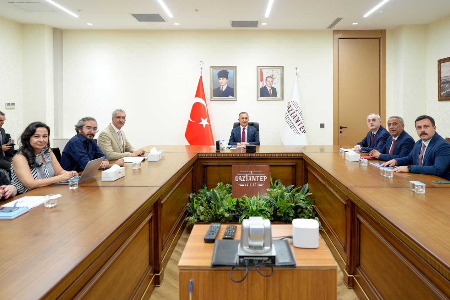 Kent Konseyi'nden Gaziantep Valisi Ceber'e ziyaret 